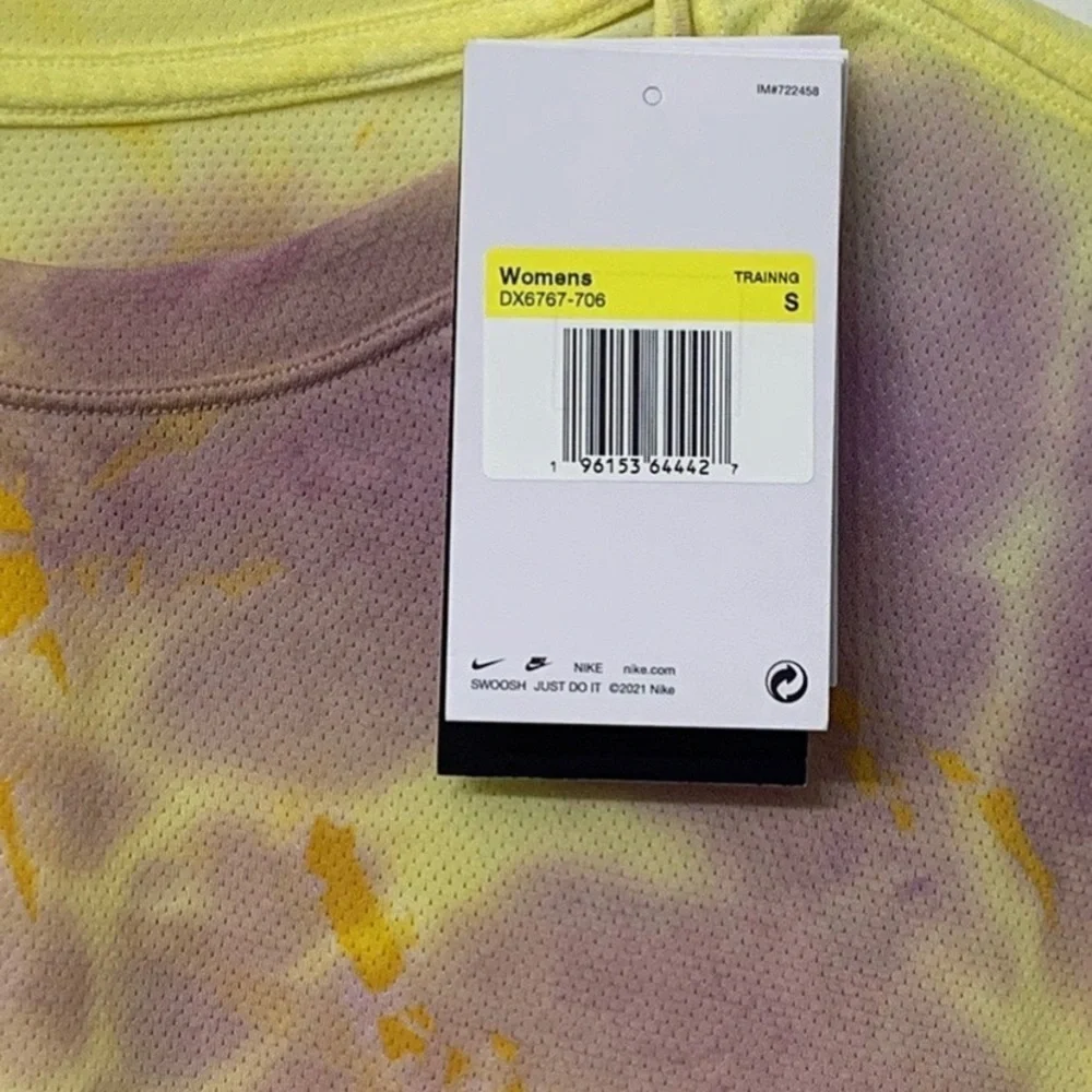 Nike Yoga Exclusive Sample With Tag Dri-FIT Luxe Women's Tie-Dye Top